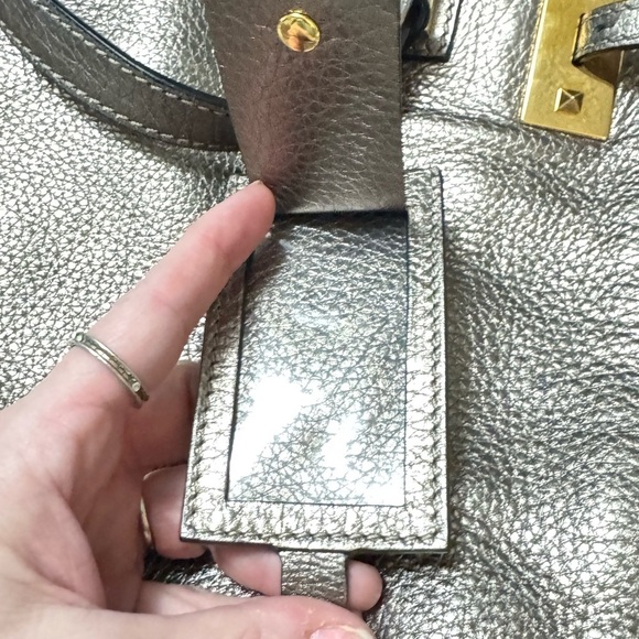 Valentino Bronze Leather Tote Bag with Spacious Interioa - Picture 11 of 15